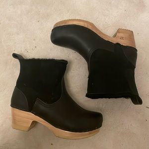 No 6 Sven Shearling lined clog boots